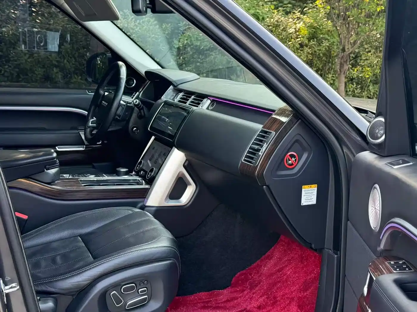 Land Rover Range Rover 2015 3.0 SC V6 Vogue SE Genesis Extended Edition фото 5