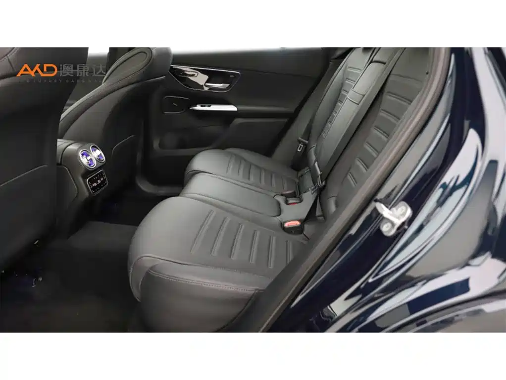 Mercedes-Benz GLC 2024 GLC 300 L 4MATIC Dynamic 5-seater фото 7