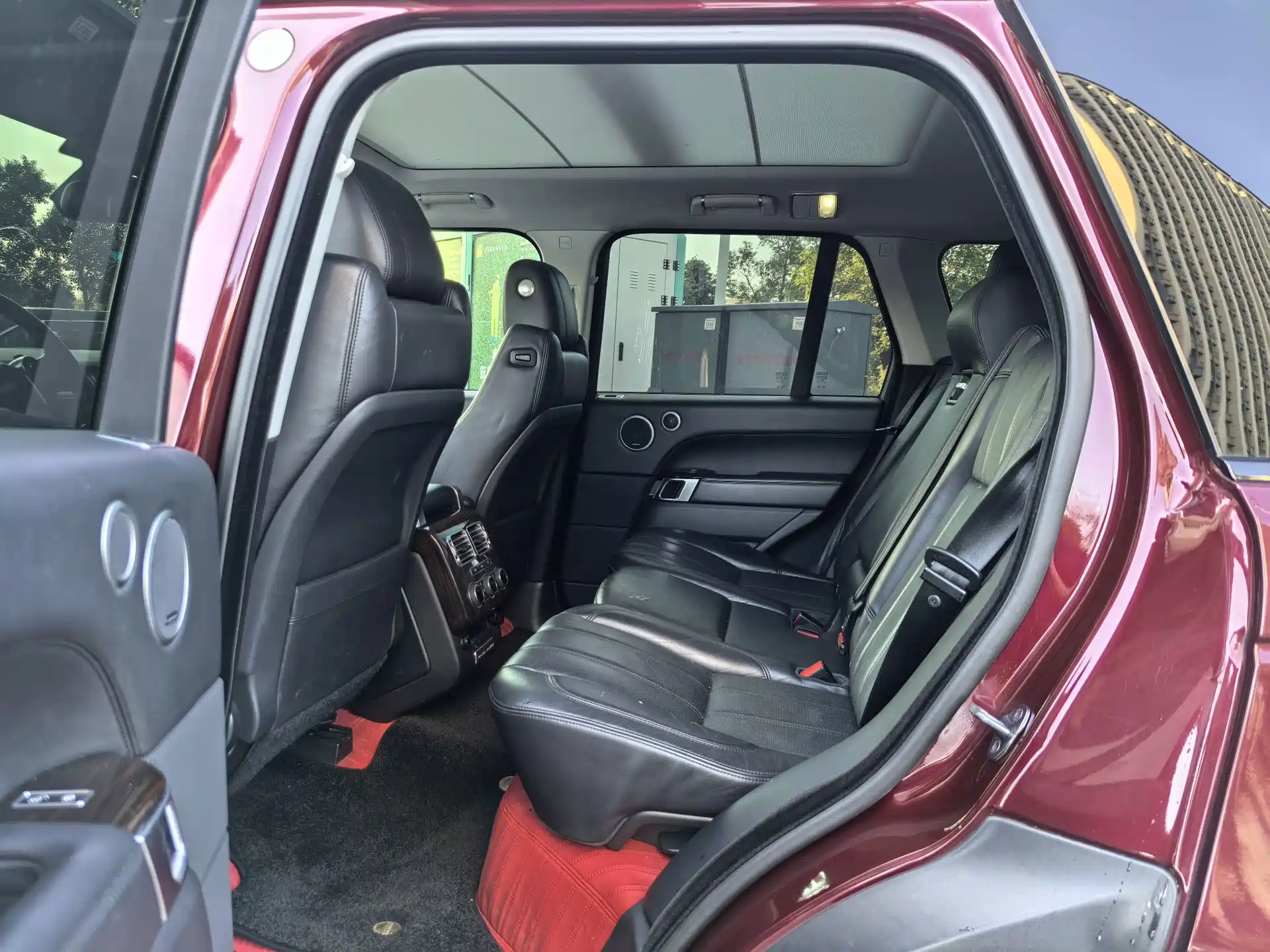 Фото 8 - Land Rover Range Rover