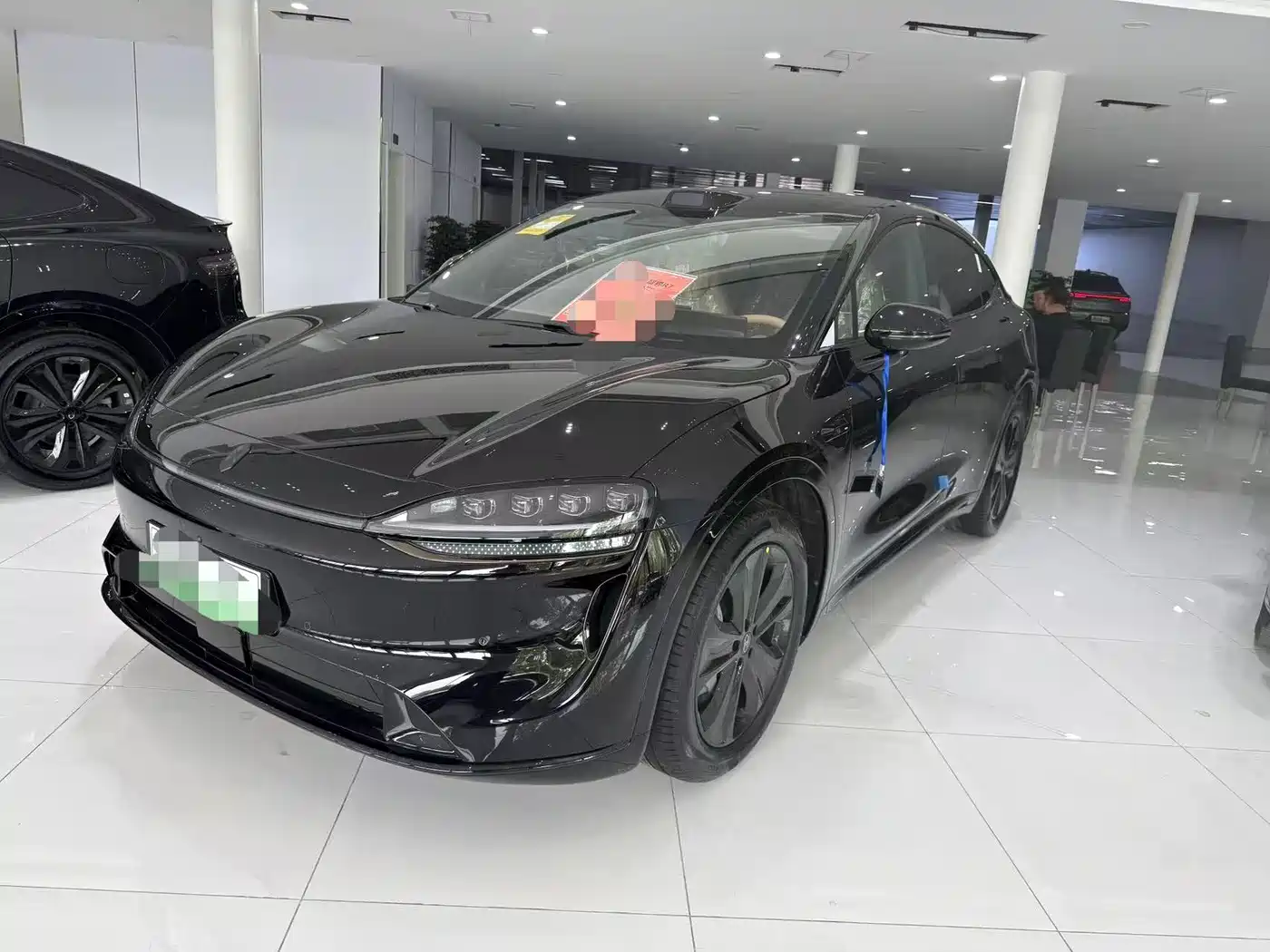 Zhijie Luxeed R7 2026 Range Extender Max