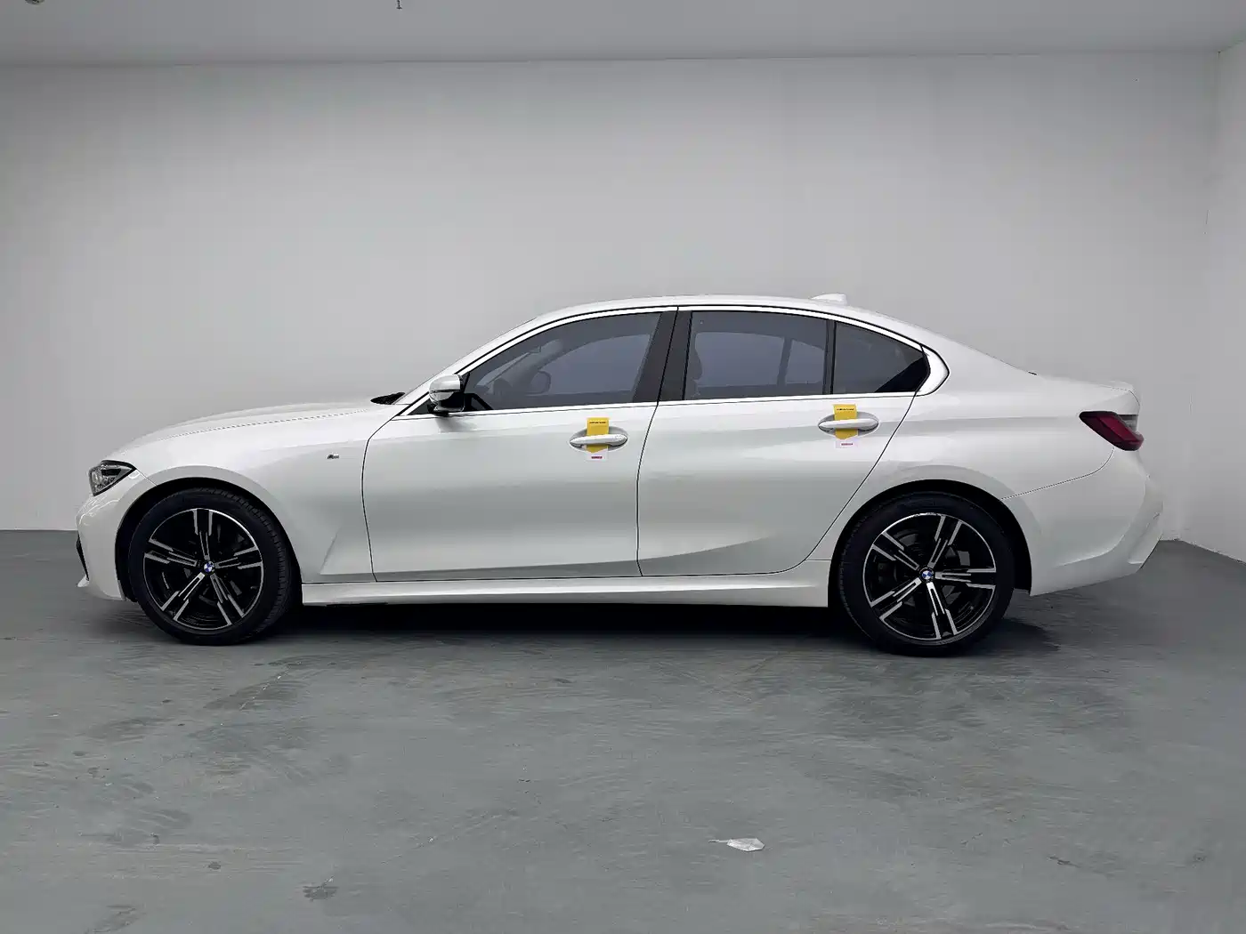 BMW 3 Series 2022 325i M Sport Package фото 8