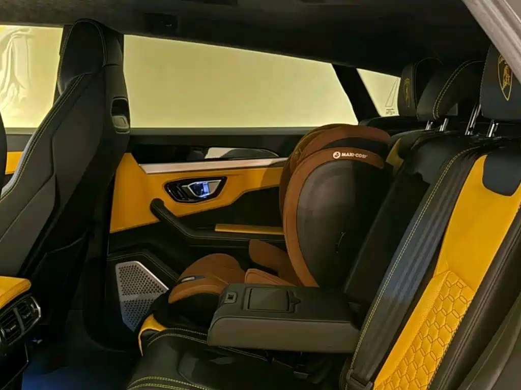 Lamborghini Urus 2022 2021 4.0T V8