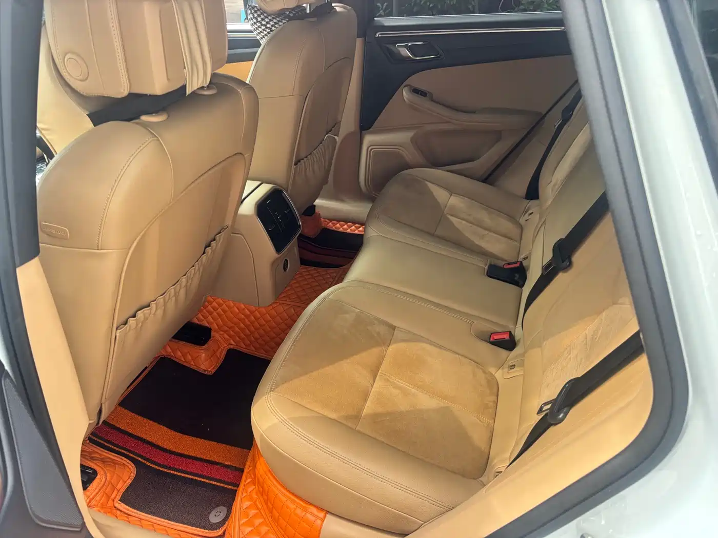 Porsche Macan 2017 Macan 2.0T фото 7