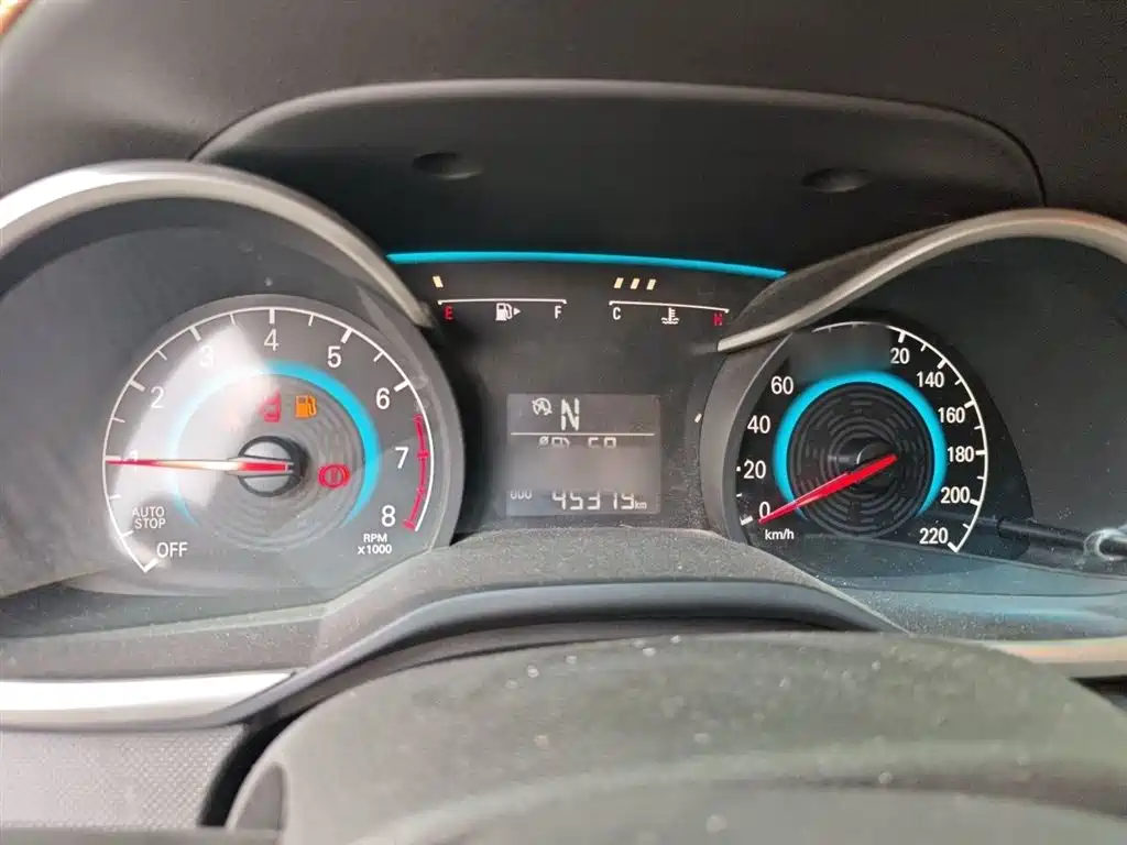 Chevrolet Cavalier 2018 320 Auto Enjoy Sunroof Edition фото 4