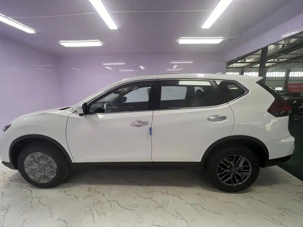 Nissan X-Trail 2026 2025 Honor 2.0L 2WD Leading Edition
