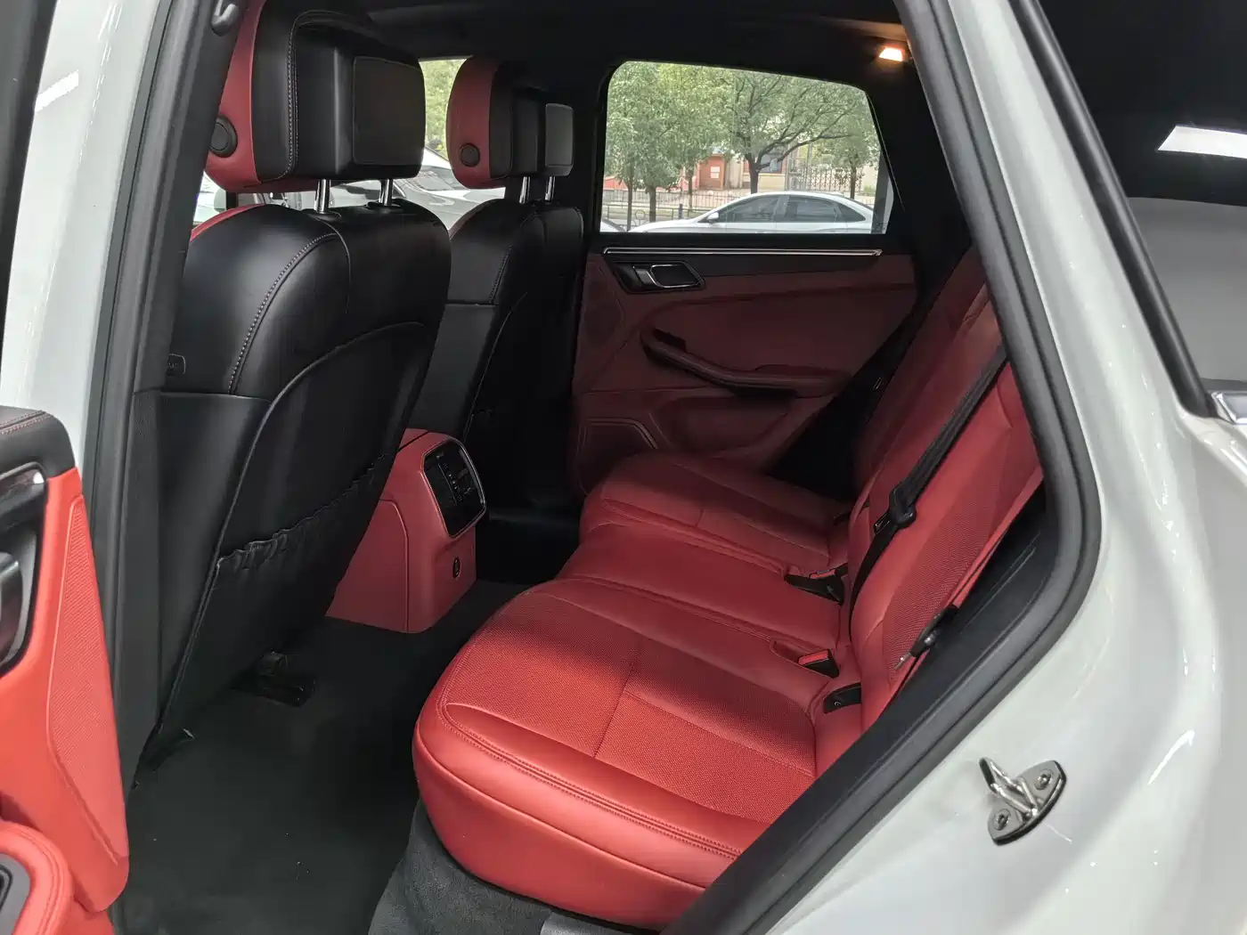 Porsche Macan 2018 Macan 2.0T фото 9