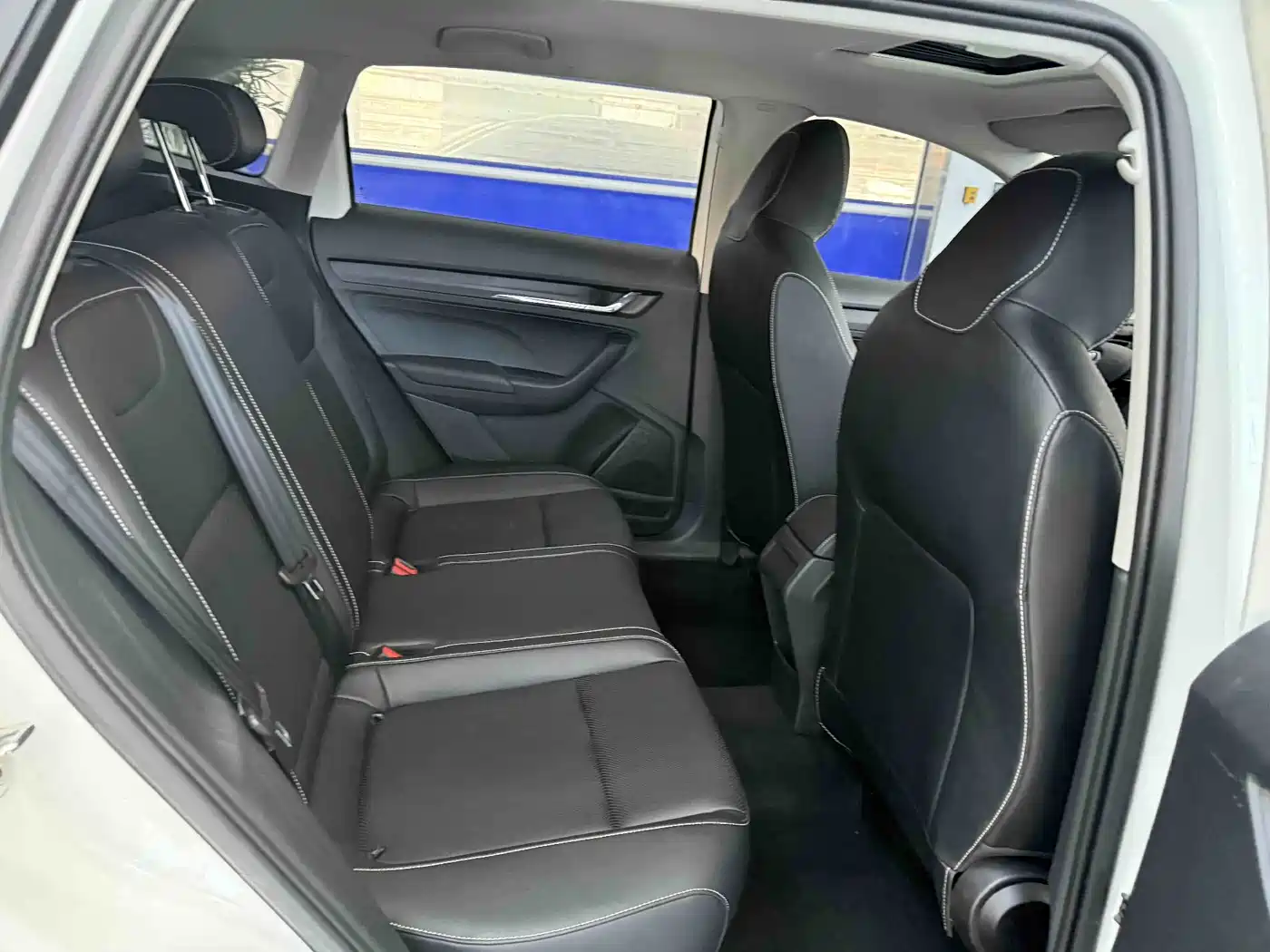 Škoda Kamiq 2022 1.5L Automatic Comfort Edition фото 16