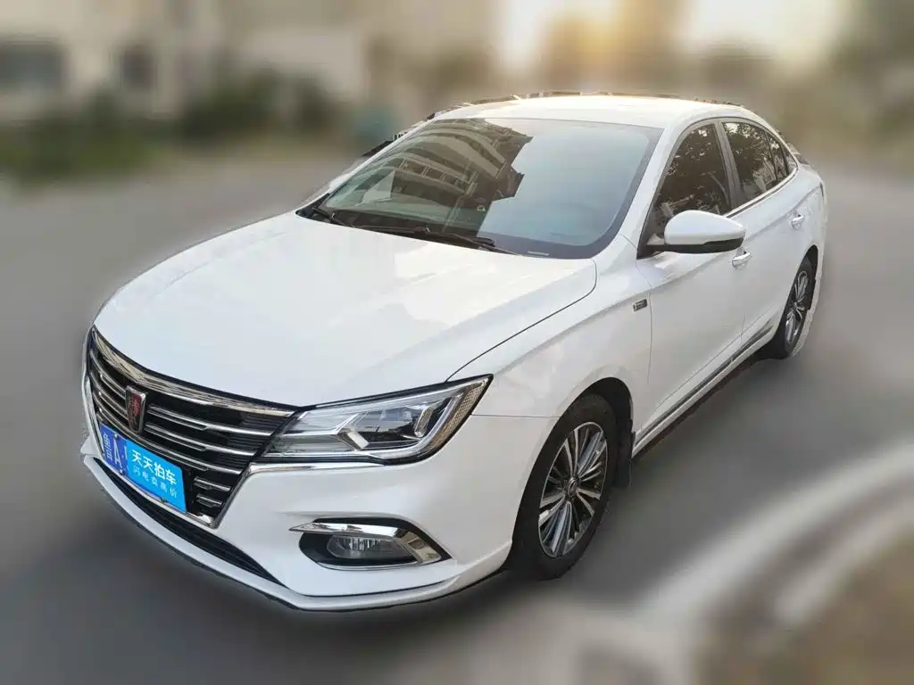 Фото 1 - Roewe i5
