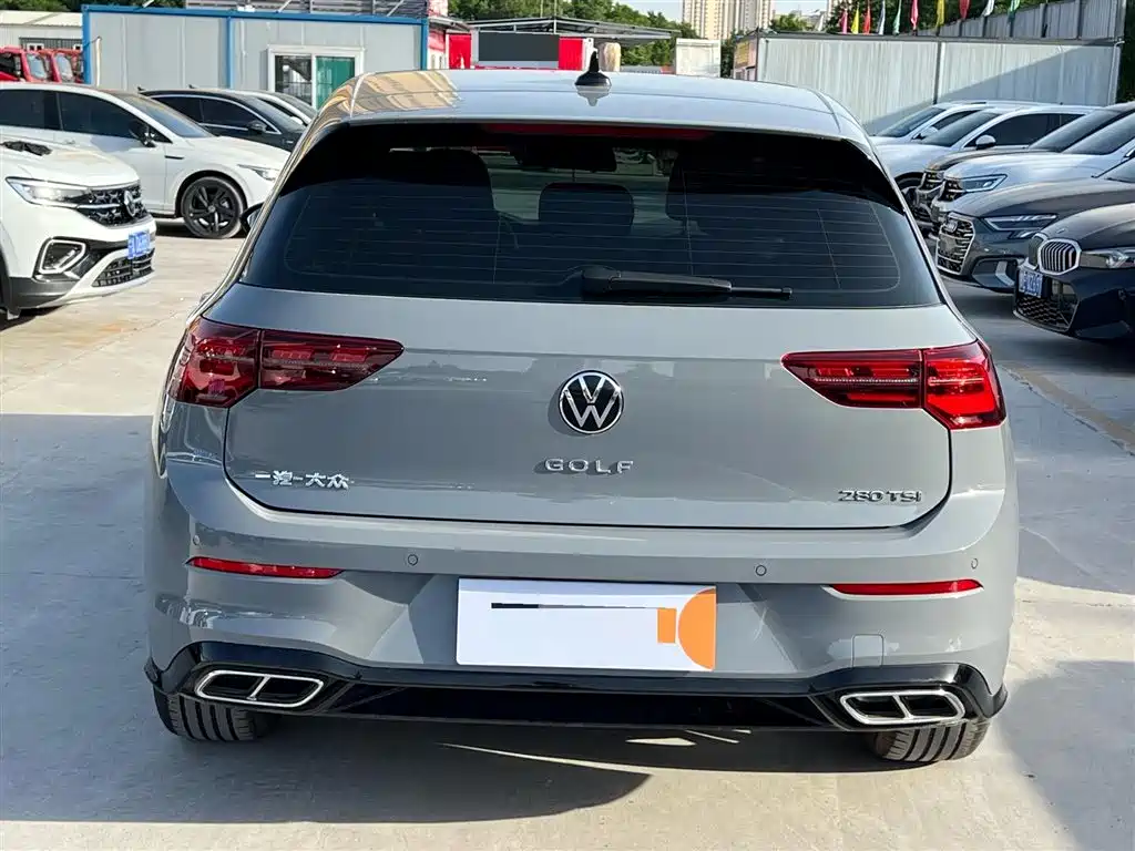 Volkswagen Golf 2023 280TSI DSG R-Line Lite фото 5