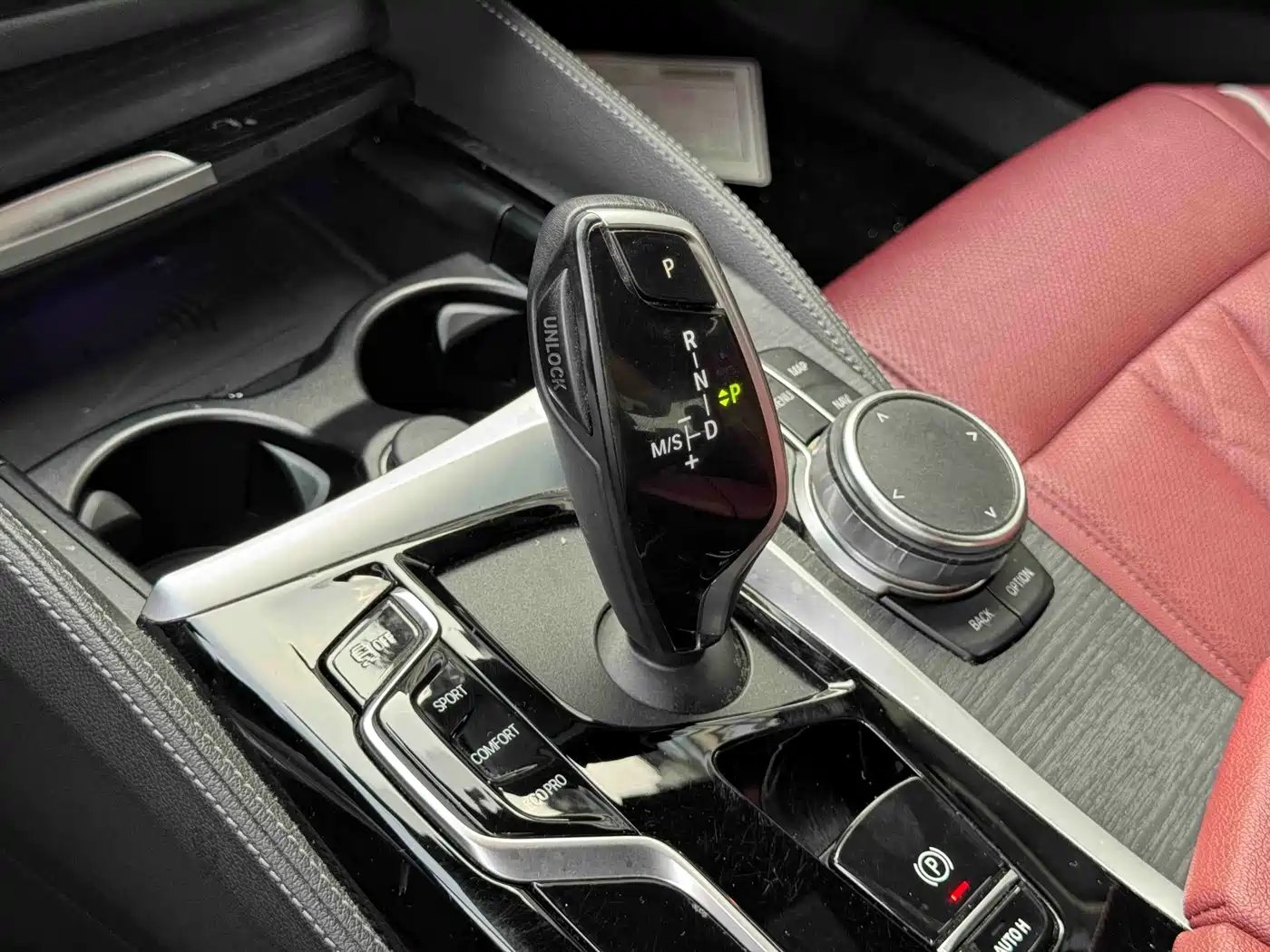 BMW 5 Series 2023 530Li Leading M Sport Package фото 13