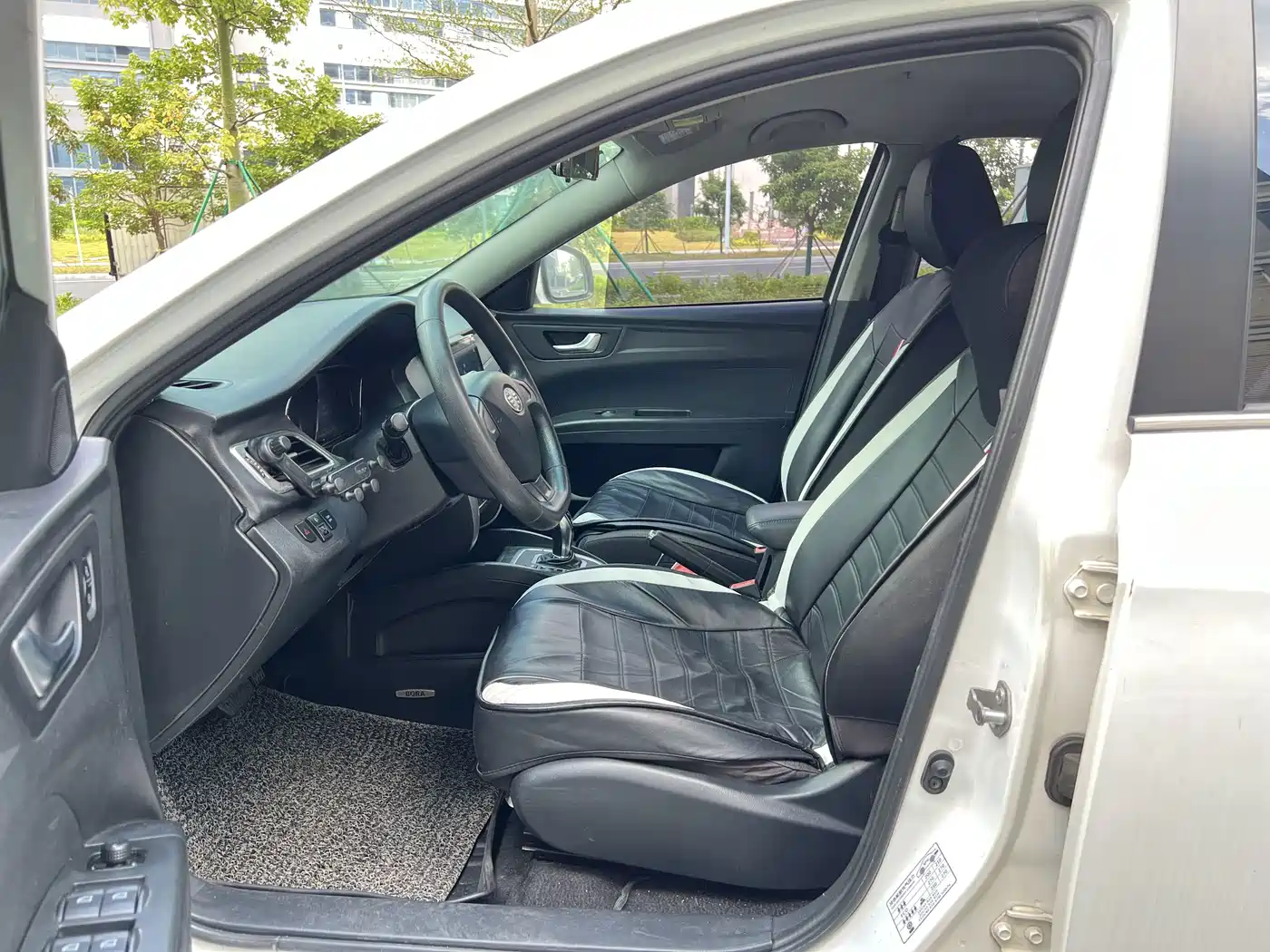 Besturn B30EV 2021 2019 EV400