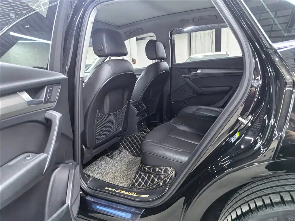Audi Q5L 2018 40 TFSI Prestige Progressive (China V) фото 6