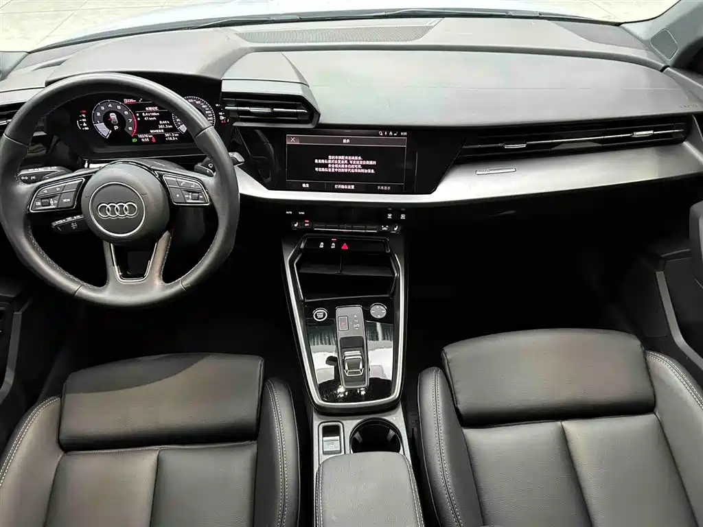 Audi A3 2023 Sportback 35 TFSI Progressive Sport фото 2