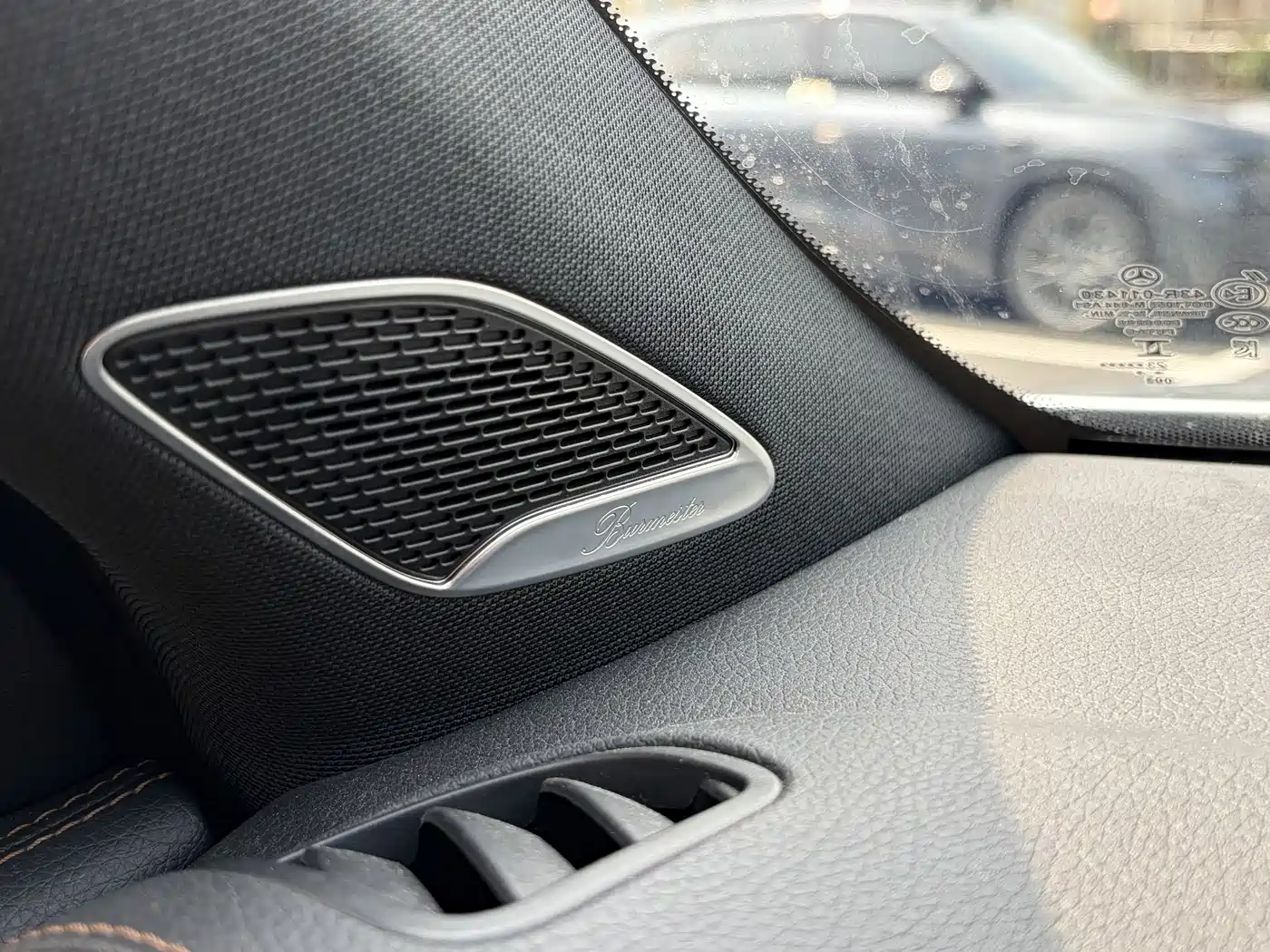Mercedes-Benz GLB 2024 Facelift GLB 220 4MATIC фото 5