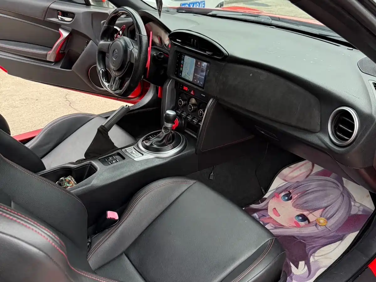 Toyota 86 2013 2.0L Automatic Luxury фото 6