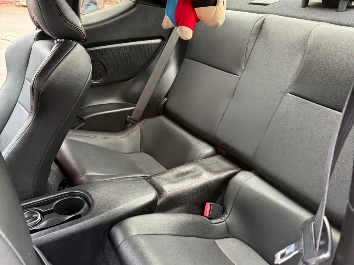Toyota 86 2013 2.0L Automatic Luxury фото 4