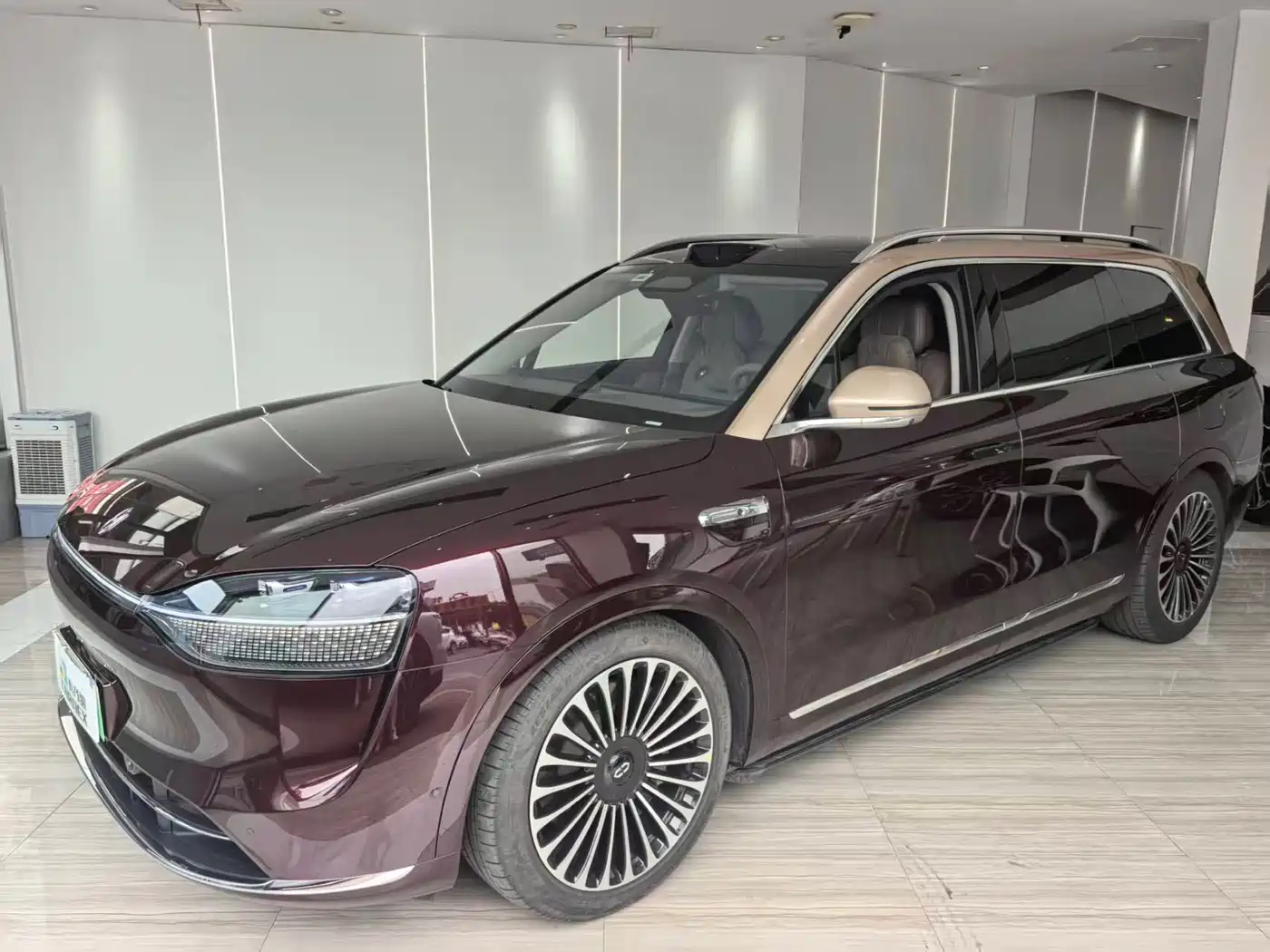 AITO Wenjie AITO M9 2025 Extended Range Ultra 52kWh 6-Seater фото 8