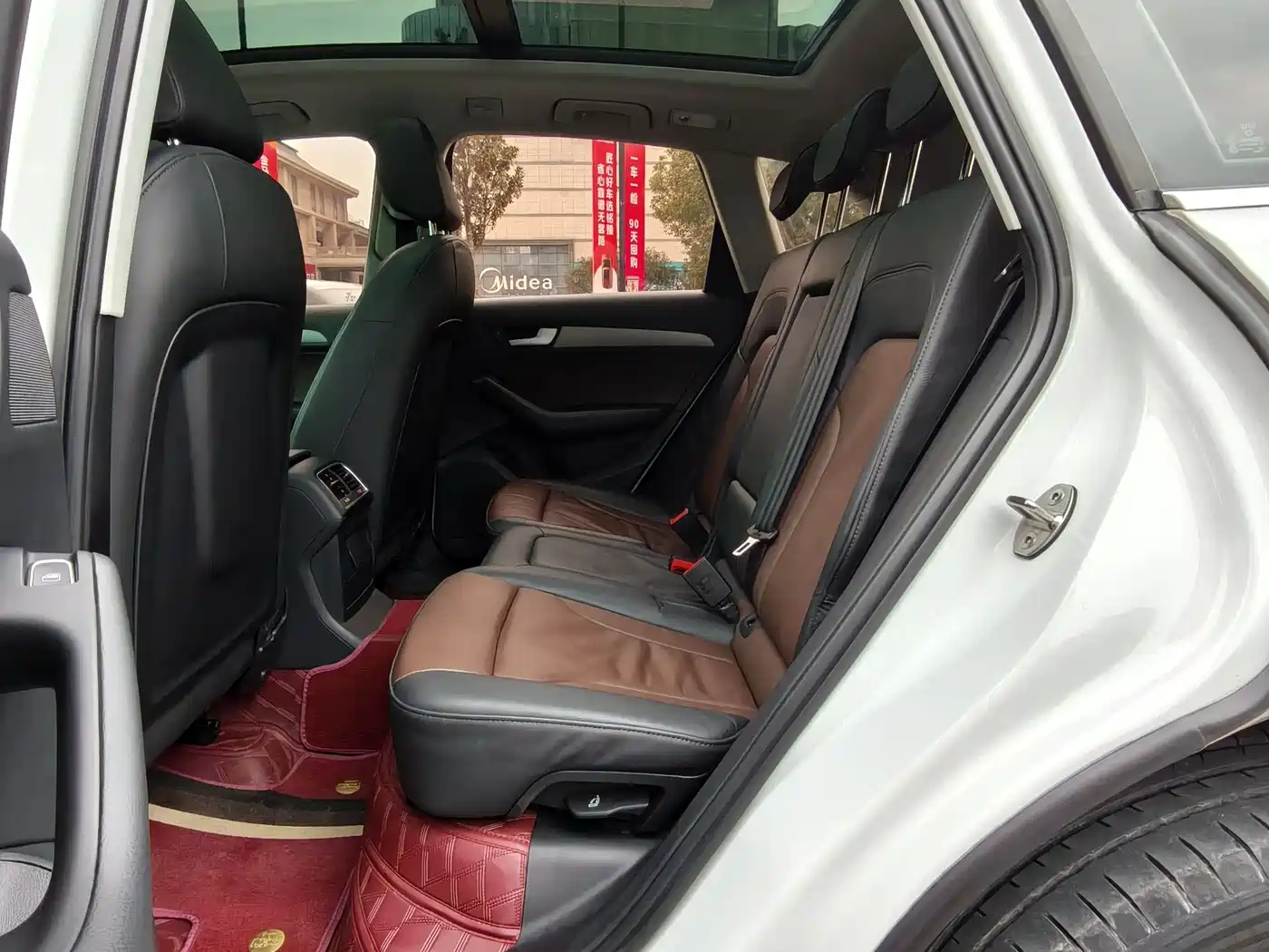 AUDI Q5
