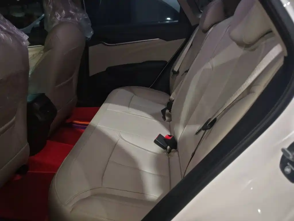 Фото 17 - Buick Excelle