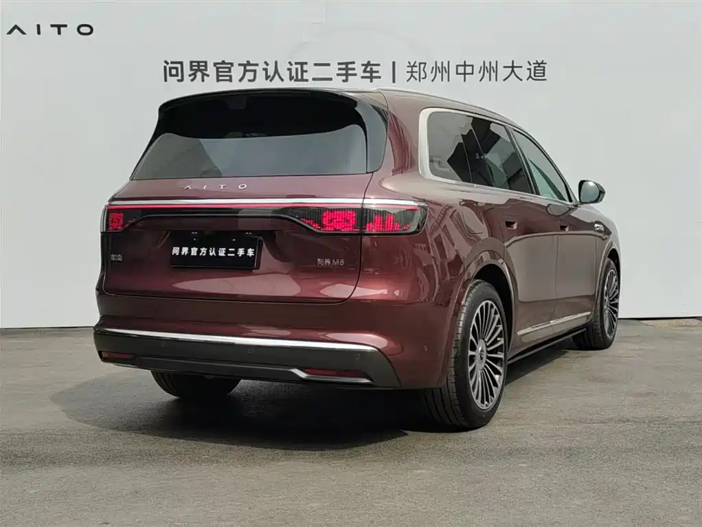 AITO Wenjie AITO M8 2025 Model Extended Range Ultra Edition 53.4kWh 5-Seater фото 2