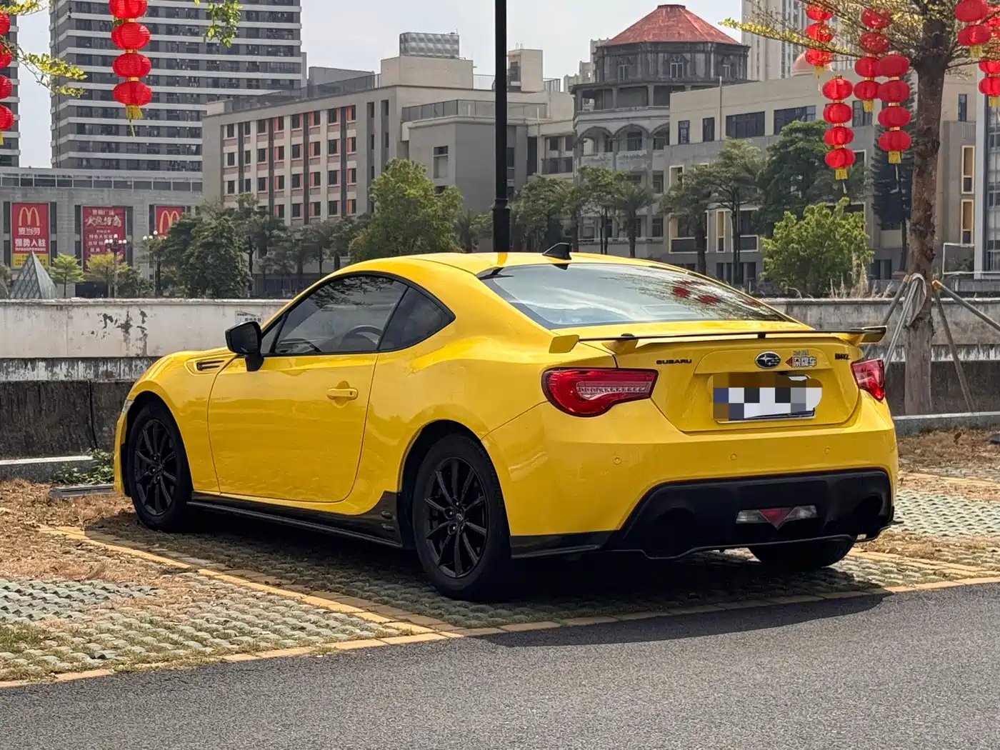 Subaru BRZ 2017 2.0i Automatic type-RS Yellow Special Edition фото 5