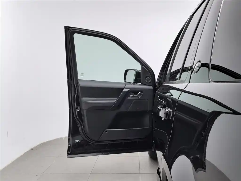 Land Rover Freelander 2 2014 2.2T SD4 SE Diesel Edition фото 8