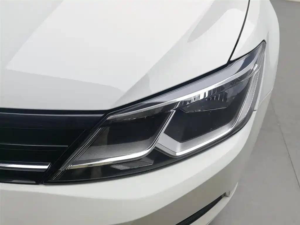 Volkswagen Lamando 2018 280TSI DSG Comfort Edition фото 7