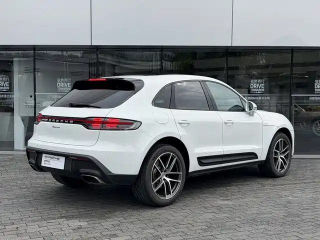 Porsche Macan 2025 Macan 2.0T Dream Chaser Edition — фото 3