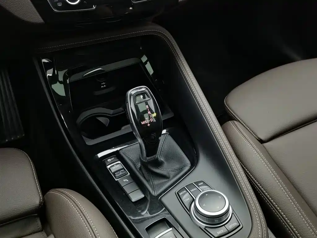 BMW X1 2021 sDrive20Li Exclusive фото 13