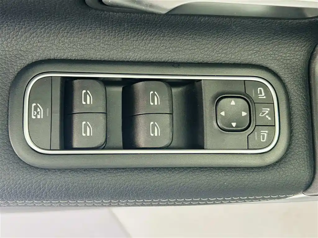 Mercedes-Benz A-Class (Import) 2022 A 200 Dynamic фото 18