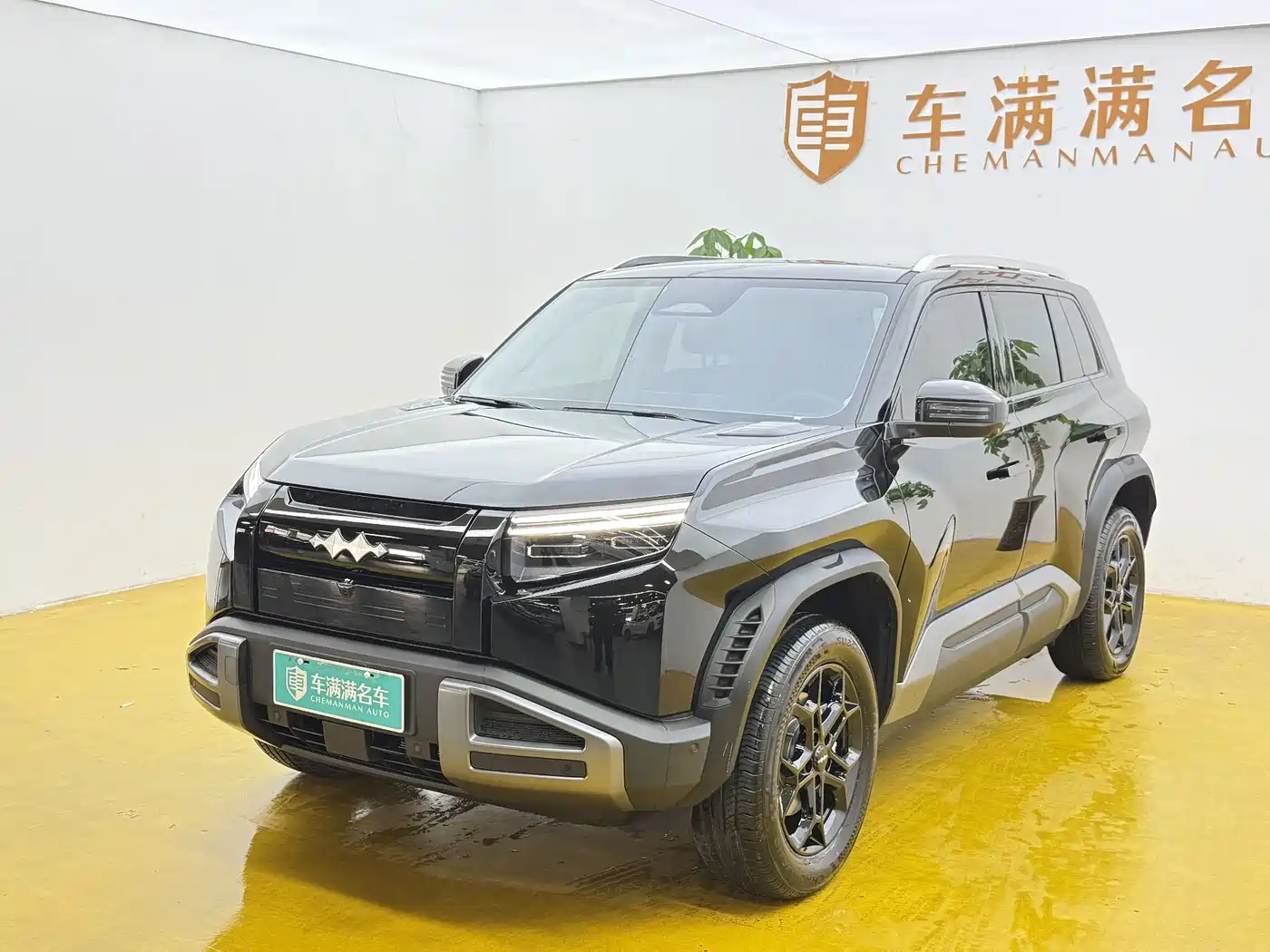 Fang Cheng Bao Titanium 3 2026 Model 620KM Rear-Wheel Drive Flash Charging Version фото 2
