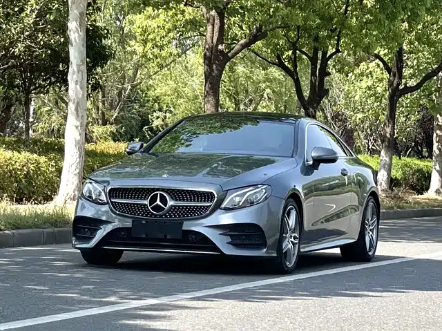 MERCEDES-BENZ E CLASS