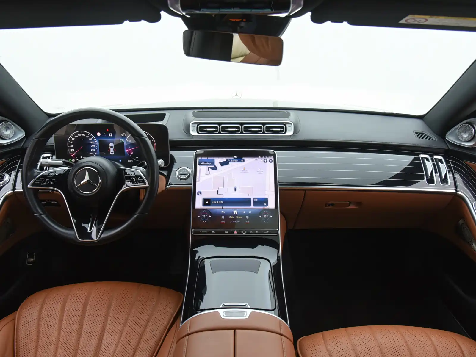Photo 9 - Mercedes-Benz S-Class