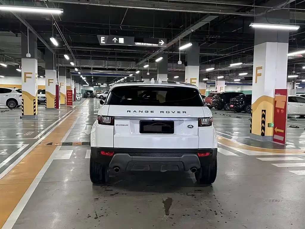 Land Rover Range Rover Evoque 2018 200PS PURE New Style фото 8