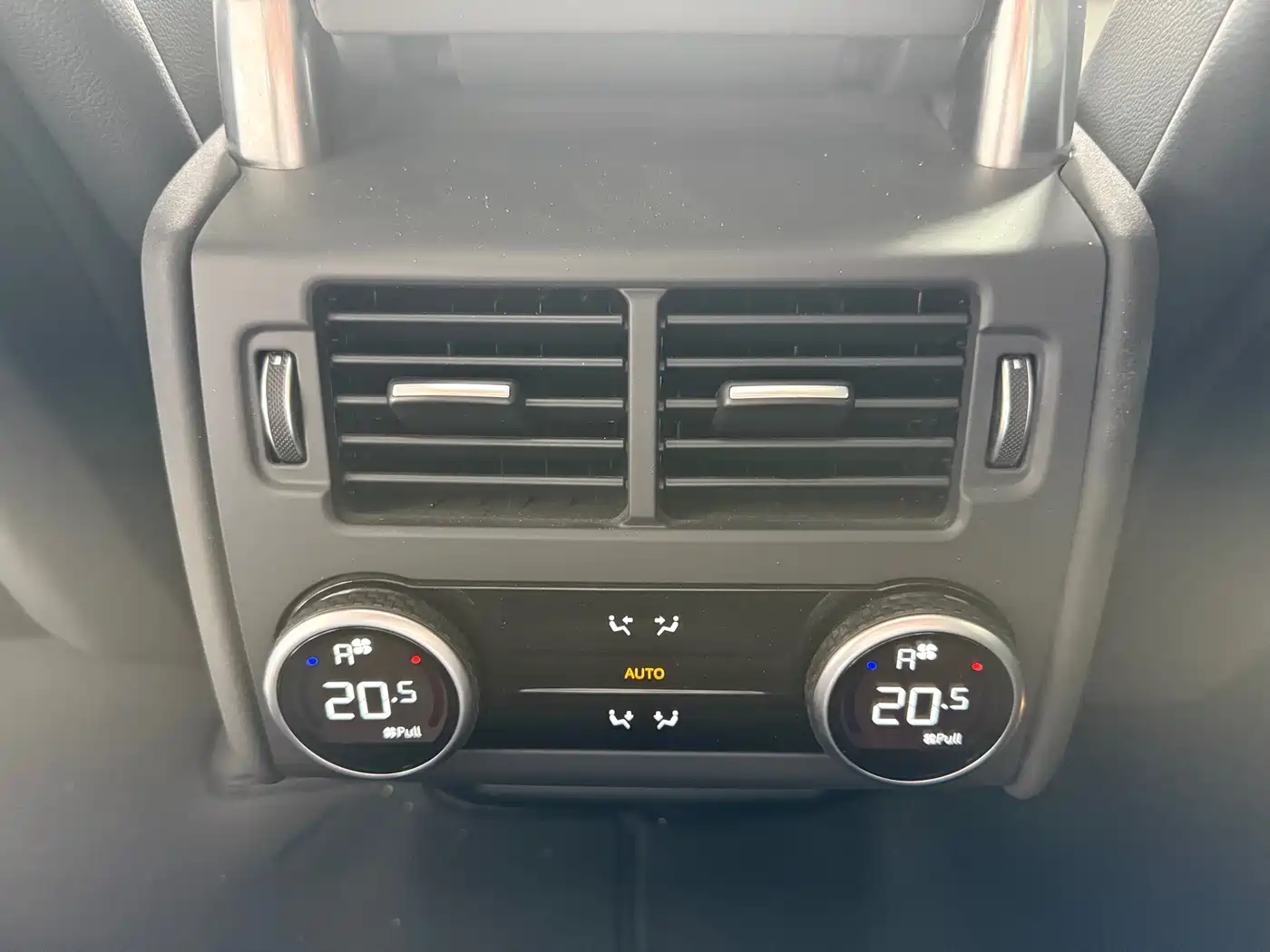 Land Rover Discovery 2021 360PS R-Dynamic S фото 11