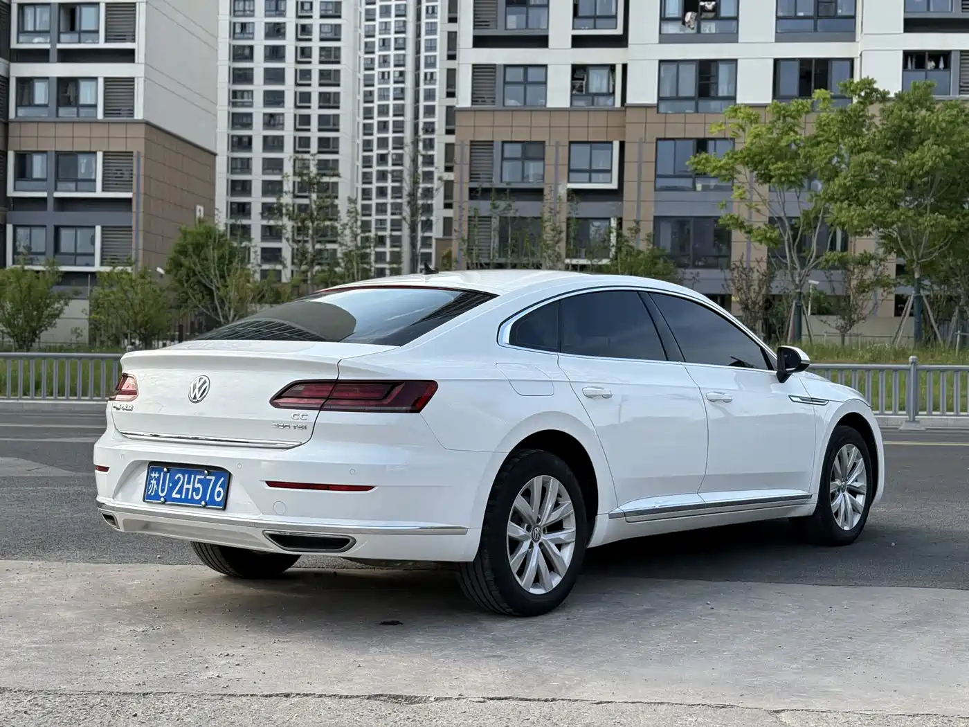Volkswagen FAW-Volkswagen CC 2020 330TSI Elegance Version China VI фото 9