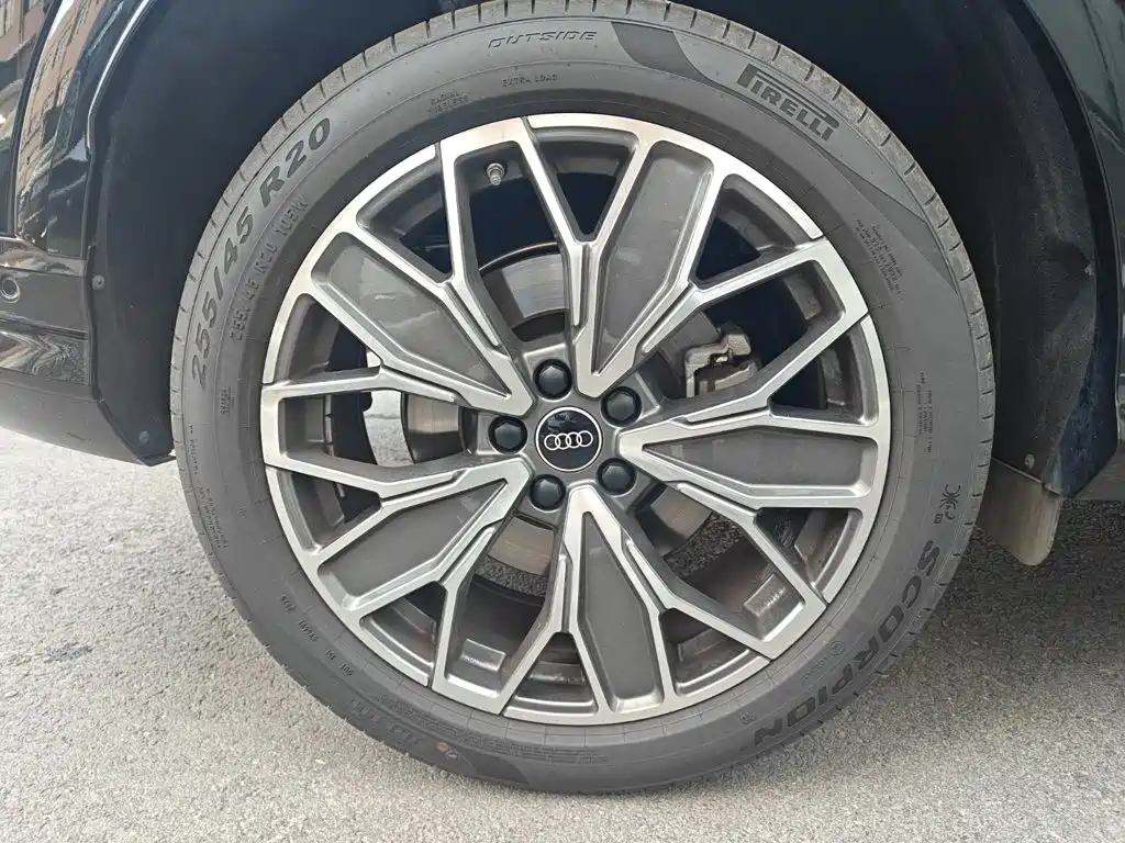 Audi Q5L 2026 2026 Luxury Sport 150kW