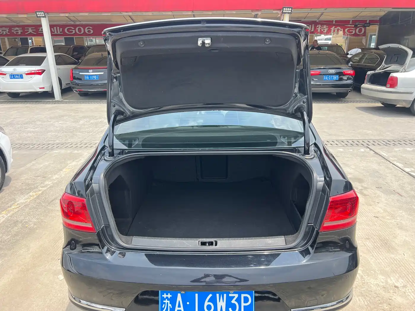 Volkswagen Magotan 2012 1.8TSI Luxury фото 23