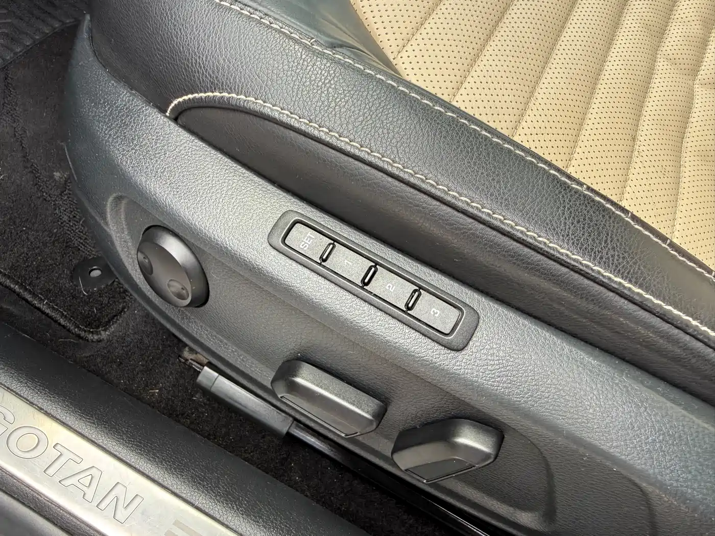 Volkswagen Magotan 2012 3.0FSI Flagship фото 21
