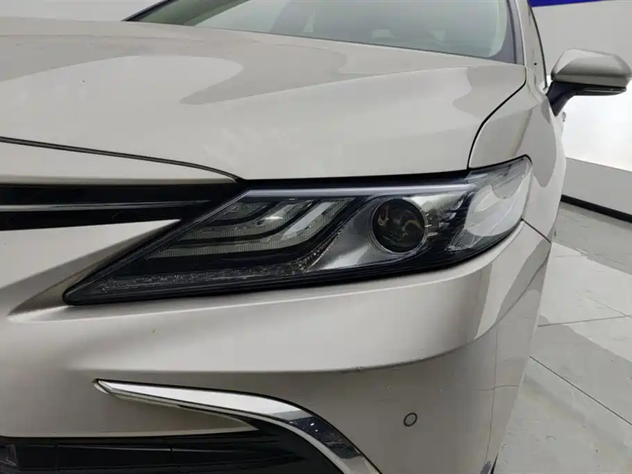 Toyota Camry 2021 2.0G Luxury Edition фото 5