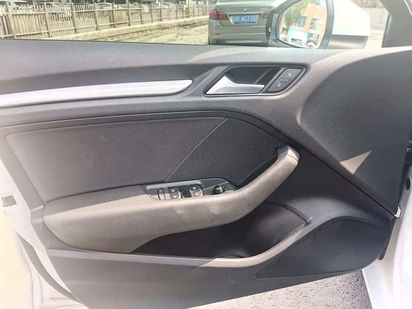 Audi A3 2016 Limousine 35 TFSI Leadership фото 14