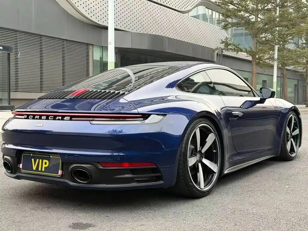 Porsche 911 2023 Carrera 3.0T фото 13