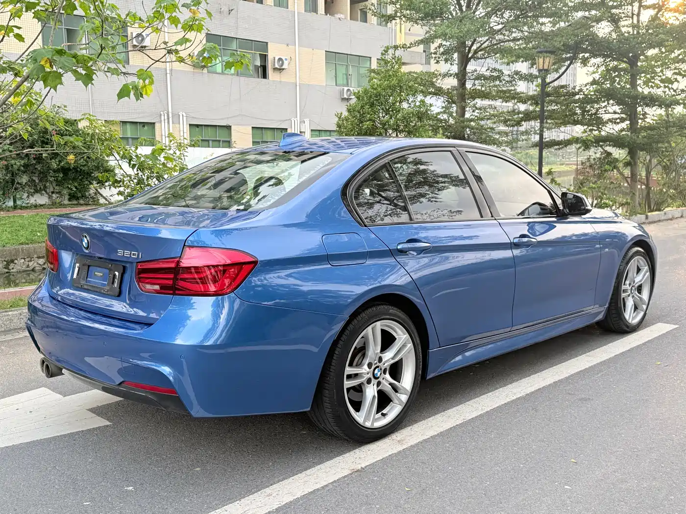 BMW 3 Series 2018 320i M Sport Package фото 7
