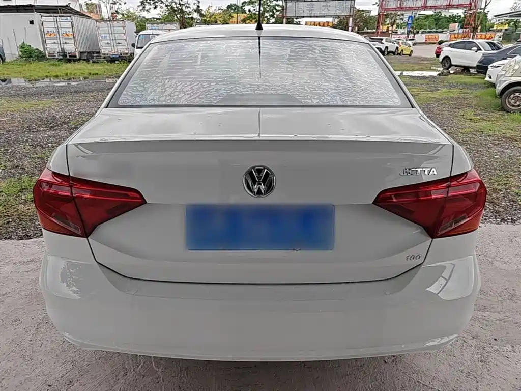 Volkswagen Jetta 2017 1.5L Automatic Fashion фото 6