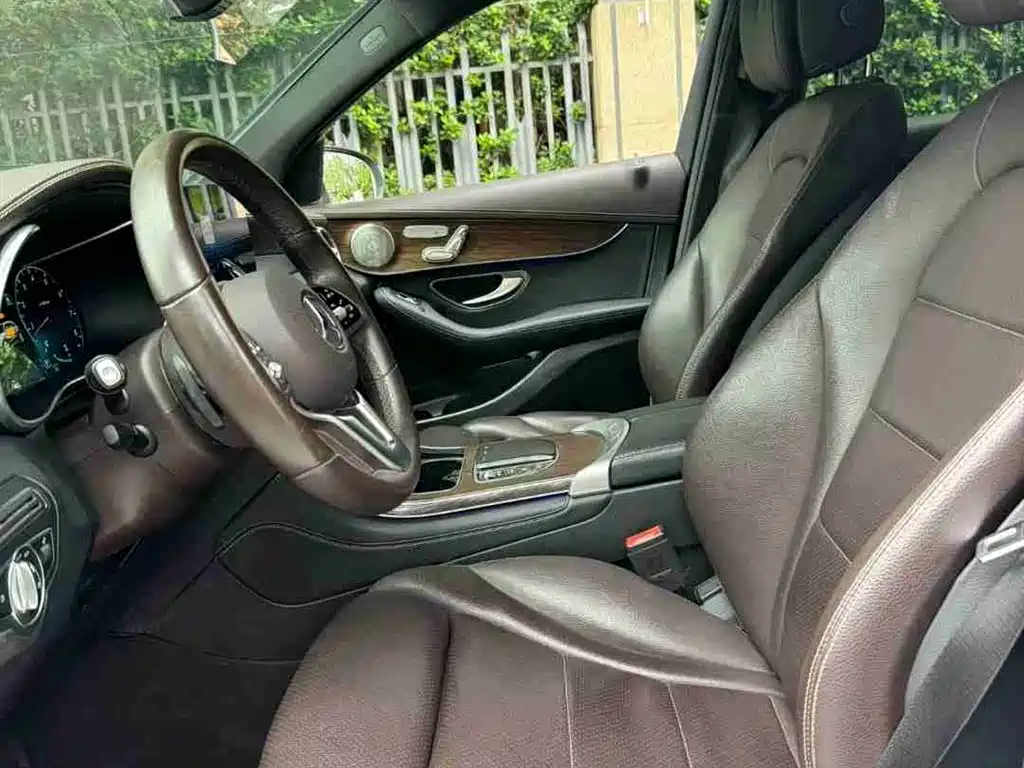 Mercedes-Benz GLC 2021 GLC 300 L 4MATIC Sporty фото 9