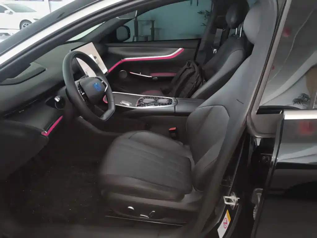 Changan Qiyuan A07 2026 2025 Blue Whale Extended Range 230 Flagship