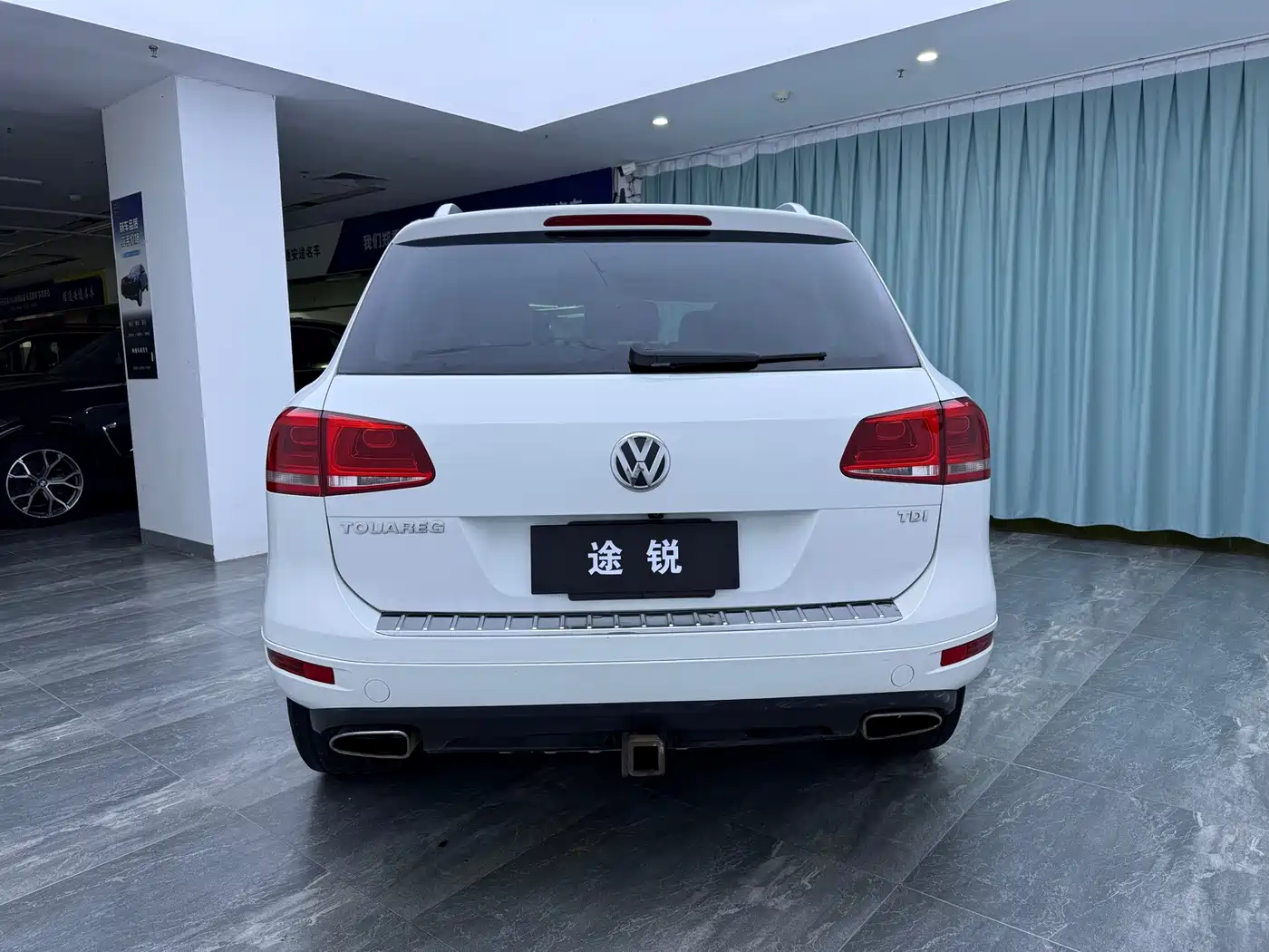 Фото 9 - Volkswagen Touareg