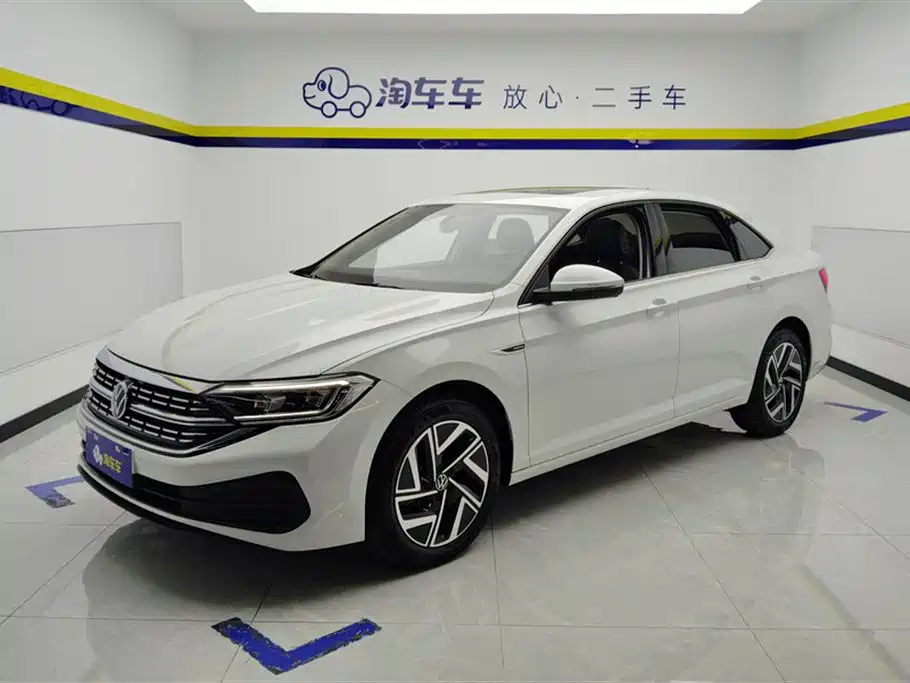 Volkswagen Sagitar 2024 300TSI DSG Flying Edition