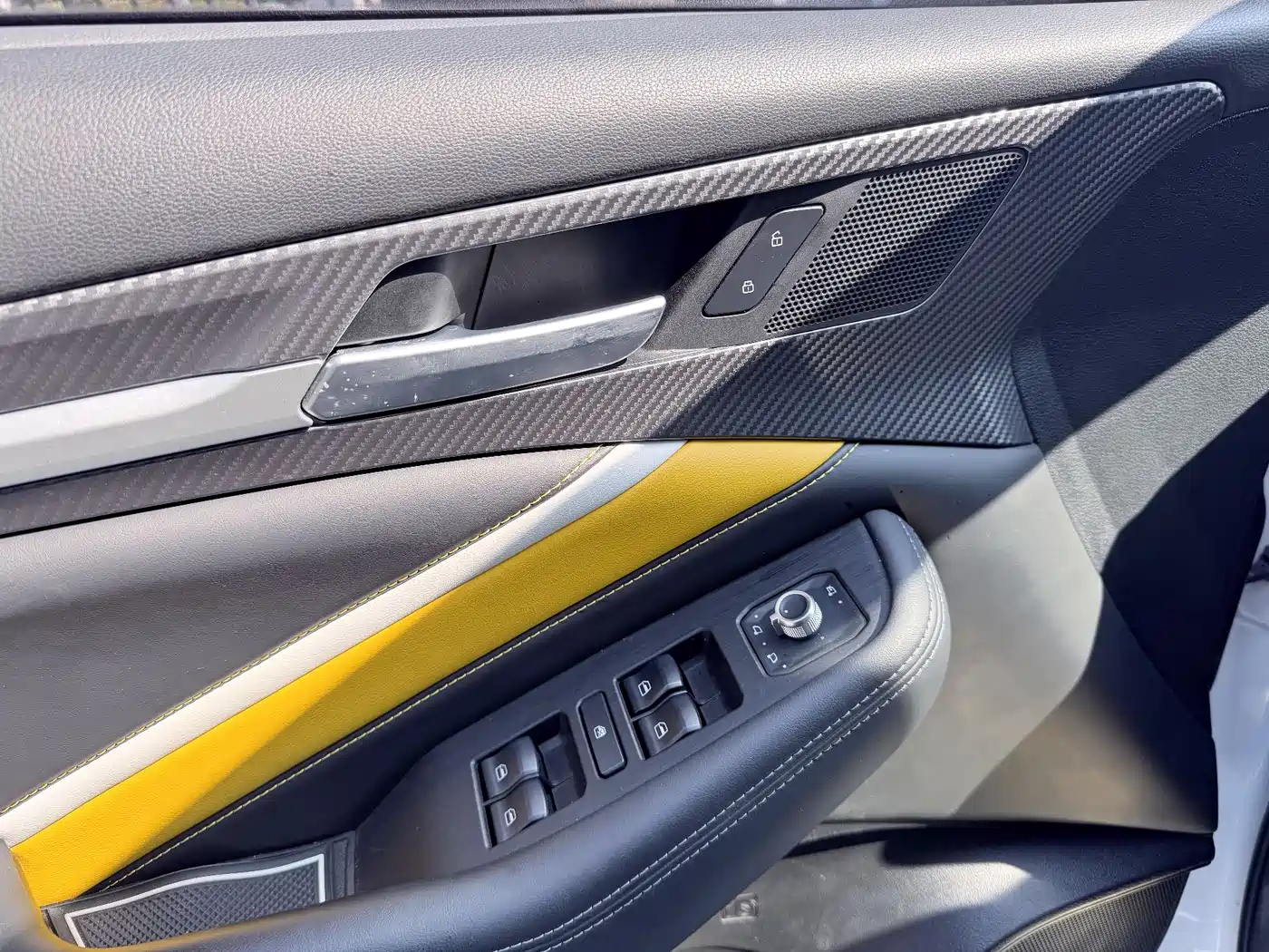 Haval F7x 2019 2.0T FWD Ultimate Tech Edition фото 17