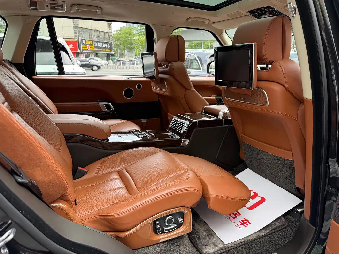 Фото 8 - Land Rover Range Rover